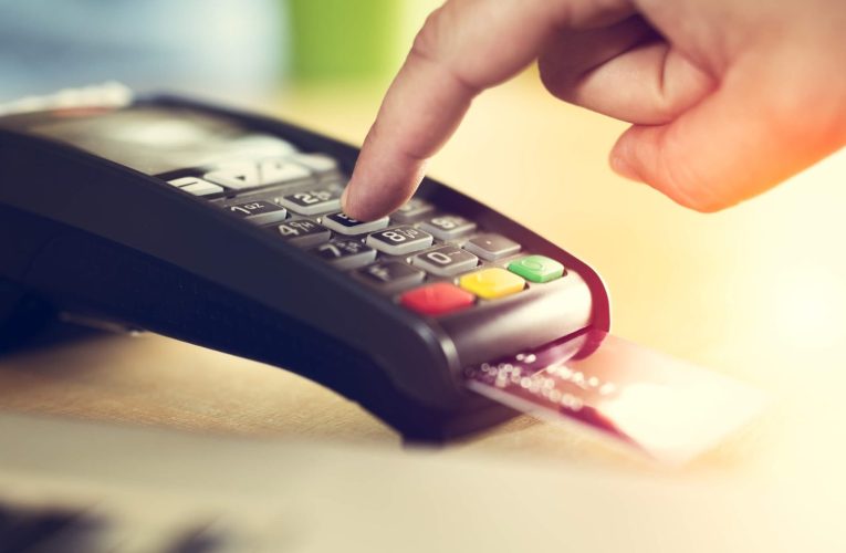 Choosing the Best Credit Card Reader for Cloud Payment Solutions